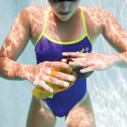 Finis ISO Paddles -Sport Blue Motion 1.05.033 swim03