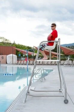 6' Discovery Chair -Sport Blue Motion 13063